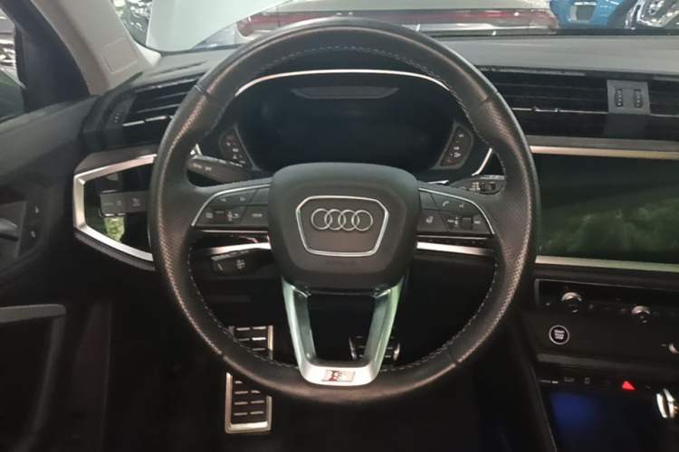 Used Audi Q3 Sportback 2022 45 TFSI quattro Fashion Edition Steering Wheel