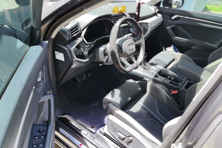 Used Audi Q3 Sportback 2022 40 TFSI Fashion Model Driver Seat