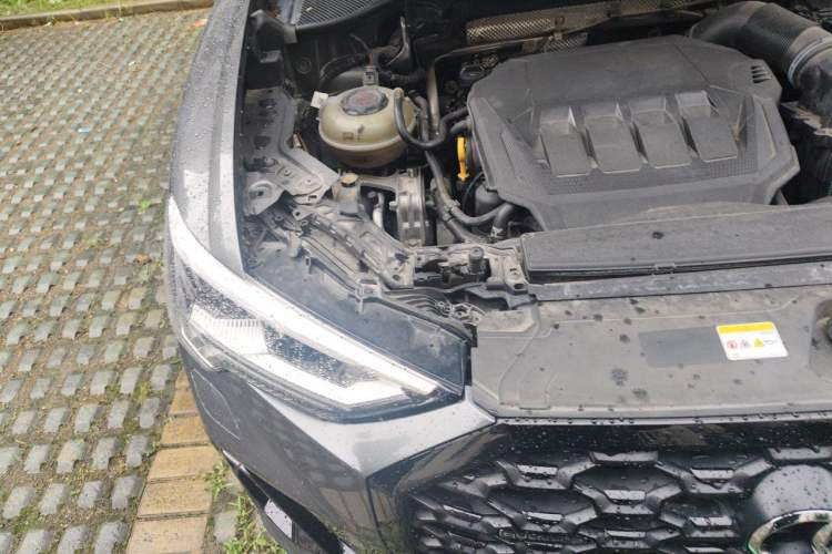 Used Audi Q3 Sportback 2022 45 TFSI quattro Luxury Model Engine Bay Right