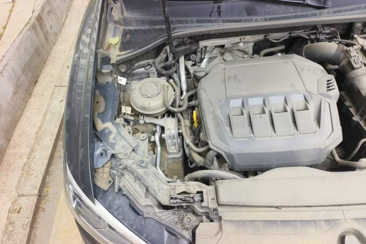Used Audi Q3 Sportback 2022 40 TFSI Fashion Model Engine Bay Right