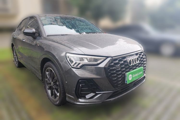 Used Audi Q3 Sportback 2022 45 TFSI quattro Luxury Model Front Right 45 Deg