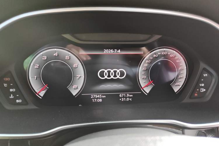 Used Audi Q3 Sportback 2022 40 TFSI Fashion Model Instrument Cluster