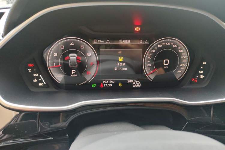Used Audi Q3 Sportback 2022 45 TFSI quattro Luxury Model Odometer Close Up