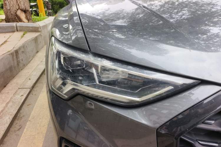 Used Audi Q3 Sportback 2022 40 TFSI Fashion Model Right Front Headlight