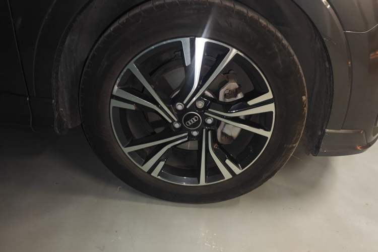 Used Audi Q3 Sportback 2022 40 TFSI Fashion Model Right Front Wheel Hub