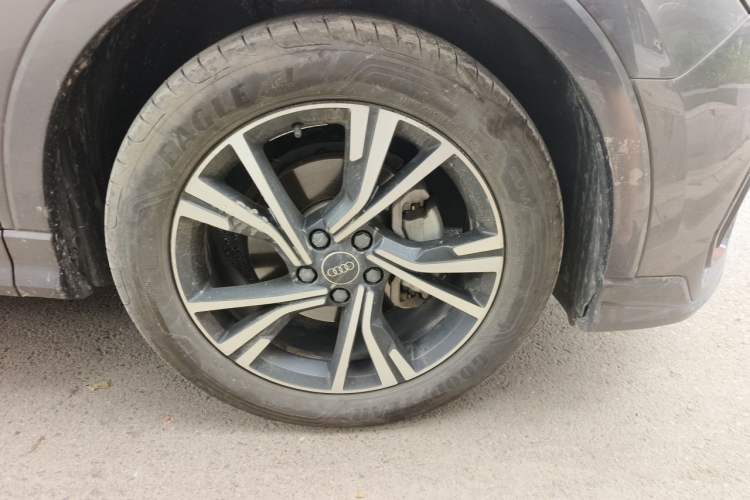 Used Audi Q3 Sportback 2022 40 TFSI Fashion Model Right Front Wheel Hub