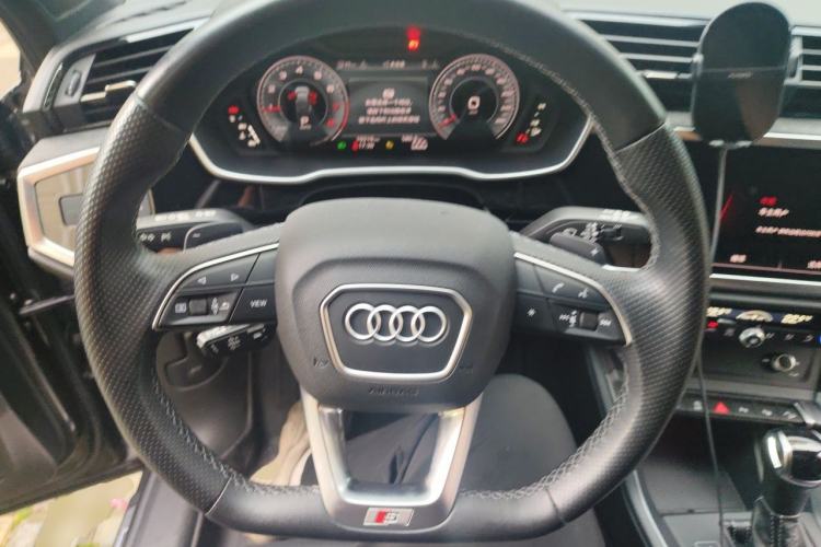 Used Audi Q3 Sportback 2022 45 TFSI quattro Luxury Model Steering Wheel