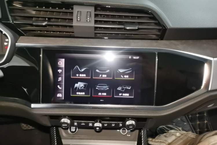 Used Audi Q3 Sportback 2022 40 TFSI Fashion Model Audio And AC Panel