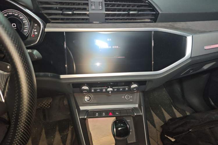 Used Audi Q3 Sportback 2022 40 TFSI Fashion Model Audio And AC Panel