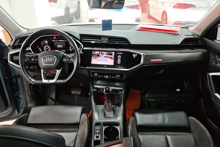 Used Audi Q3 Sportback 2022 40 TFSI RS Package Performance Model Center Console