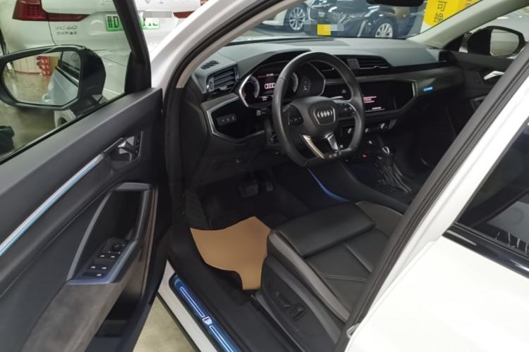 Used Audi Q3 Sportback 2022 40 TFSI Fashion Model Driver Seat