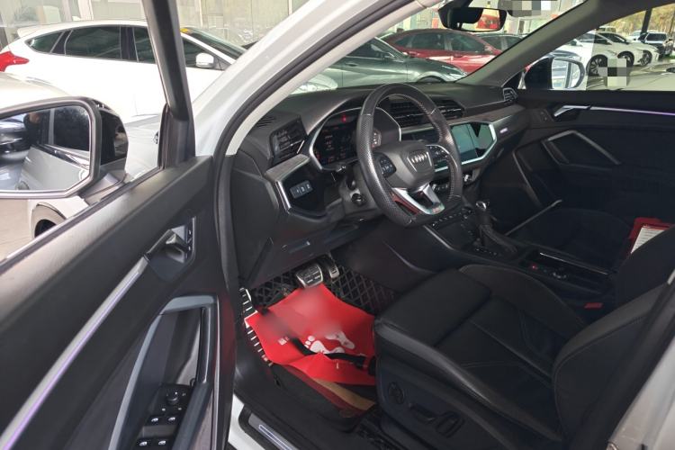 Used Audi Q3 Sportback 2022 45 TFSI quattro Luxury Model Driver Seat