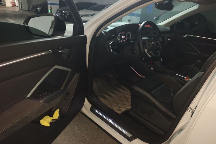 Used Audi Q3 Sportback 2022 40 TFSI Fashion Model Driver Seat