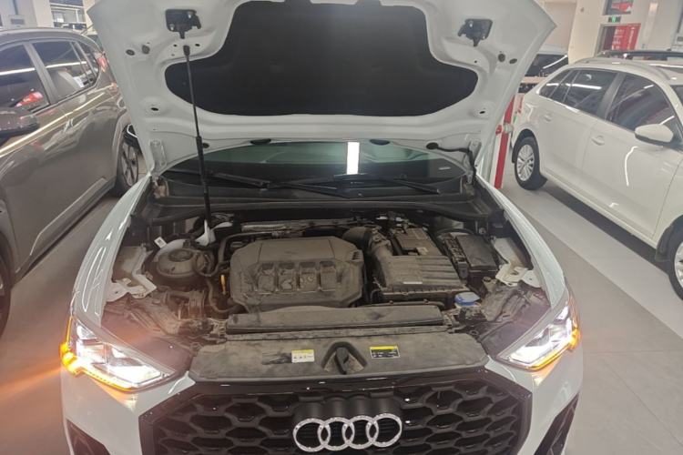 Used Audi Q3 Sportback 2022 40 TFSI Fashion Model Engine Bay