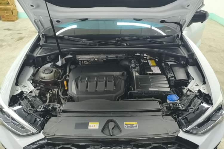 Used Audi Q3 Sportback 2022 40 TFSI Fashion Model Engine Bay