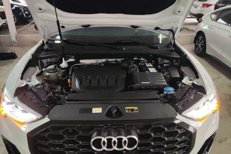 Used Audi Q3 Sportback 2022 40 TFSI Fashion Model Engine Bay
