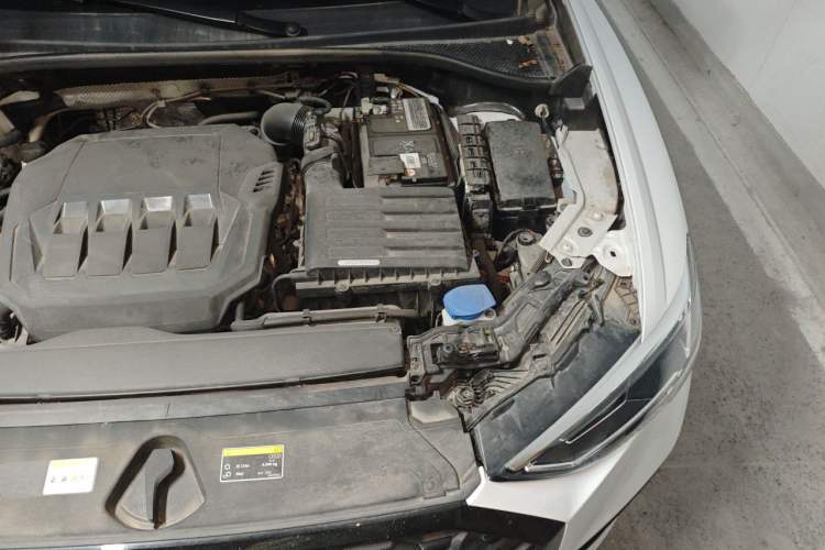 Used Audi Q3 Sportback 2022 40 TFSI Fashion Model Engine Bay Left