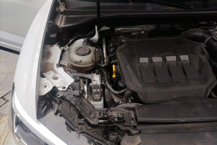 Used Audi Q3 Sportback 2022 40 TFSI Fashion Model Engine Bay Right