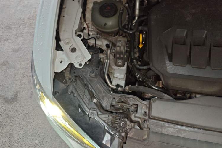 Used Audi Q3 Sportback 2022 40 TFSI Fashion Model Engine Bay Right
