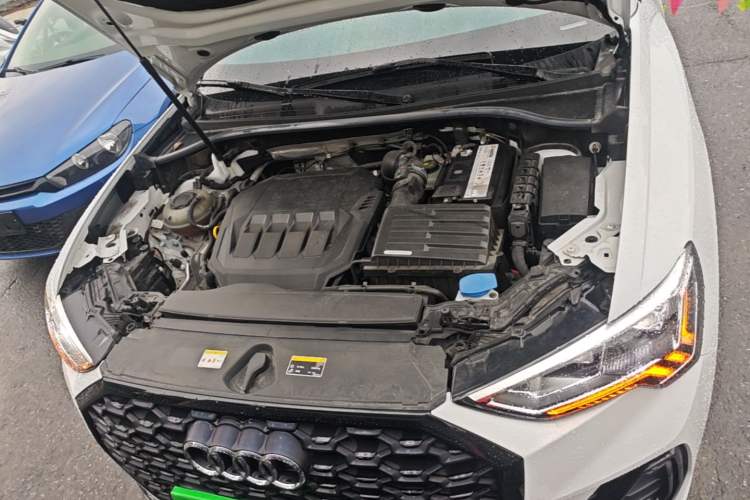Used Audi Q3 Sportback 2022 40 TFSI Fashion Model Engine Bay