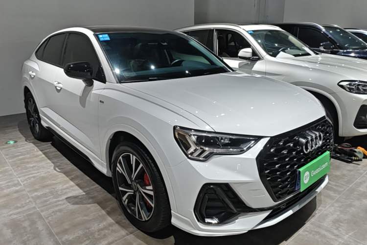 Used Audi Q3 Sportback 2022 40 TFSI Fashion Model Front Right 45 Deg