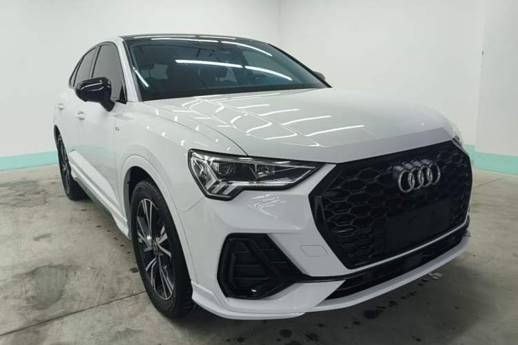Used Audi Q3 Sportback 2022 40 TFSI Fashion Model Front Right 45 Deg