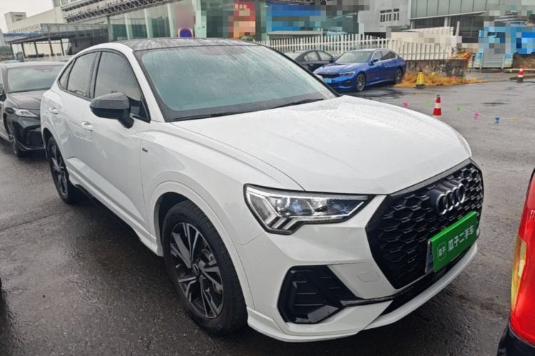 Used Audi Q3 Sportback 2022 40 TFSI Fashion Model Front Right 45 Deg