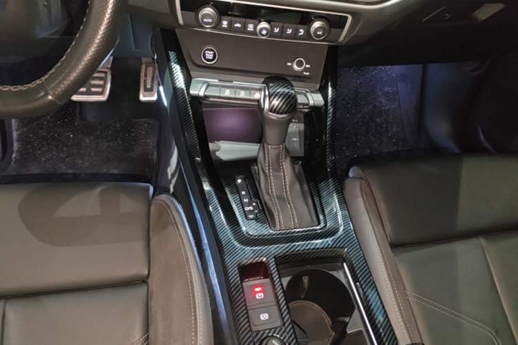 Used Audi Q3 Sportback 2022 40 TFSI Fashion Model Gear Lever