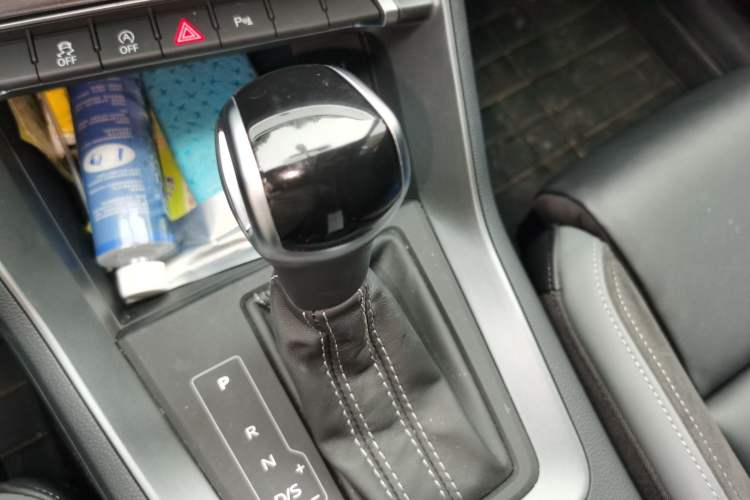 Used Audi Q3 Sportback 2022 40 TFSI Fashion Model Gear Lever