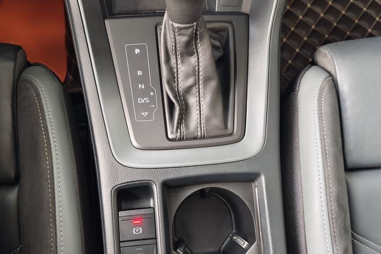 Used Audi Q3 Sportback 2022 40 TFSI Fashion Model Gear Lever
