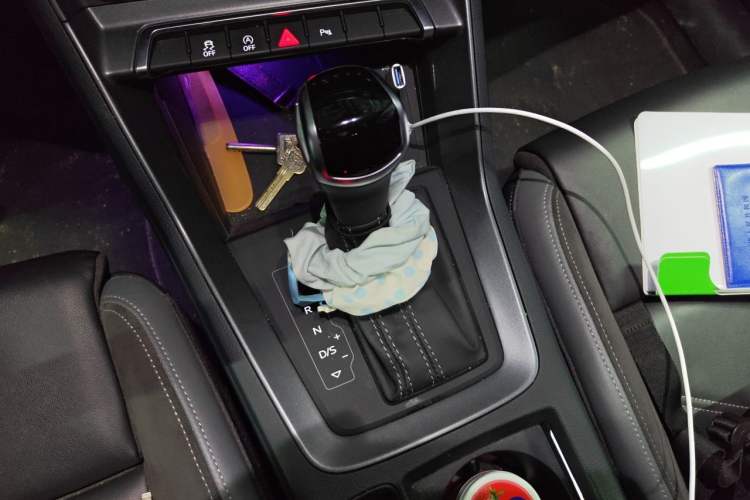 Used Audi Q3 Sportback 2022 40 TFSI Fashion Model Gear Lever