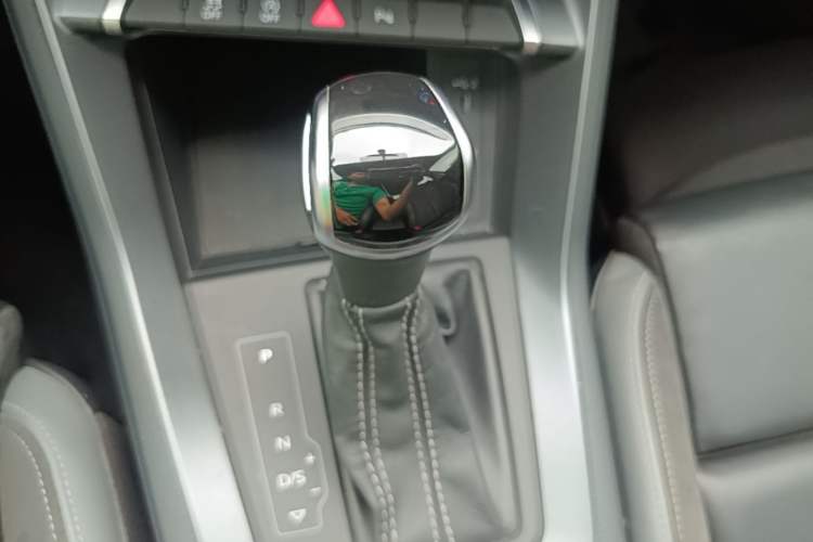 Used Audi Q3 Sportback 2022 40 TFSI Fashion Model Gear Lever