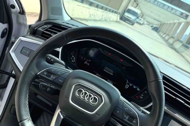 Used Audi Q3 Sportback 2022 40 TFSI Fashion Model Interior 5