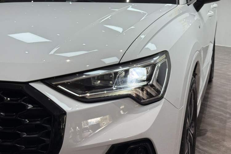 Used Audi Q3 Sportback 2022 40 TFSI Fashion Model Left Front Headlight