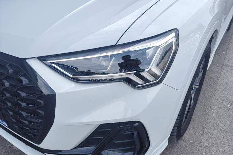Used Audi Q3 Sportback 2022 40 TFSI Fashion Model Left Front Headlight