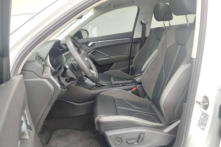 Used Audi Q3 Sportback 2022 40 TFSI Fashion Model Left Front Seat