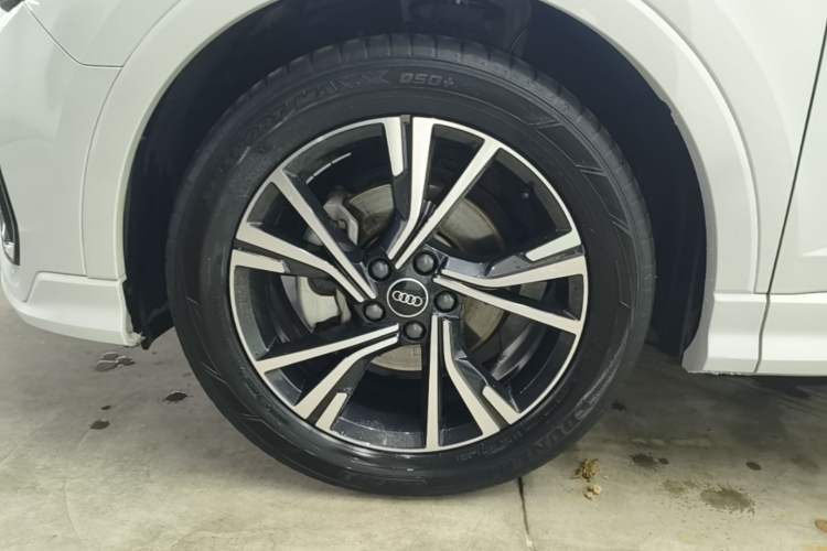 Used Audi Q3 Sportback 2022 40 TFSI Fashion Model Left Front Wheel Hub