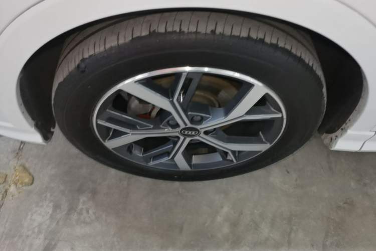 Used Audi Q3 Sportback 2022 40 TFSI Fashion Model Left Front Wheel Hub