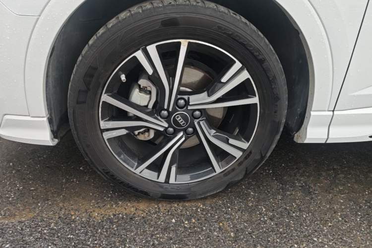 Used Audi Q3 Sportback 2022 40 TFSI Fashion Model Left Front Wheel Hub