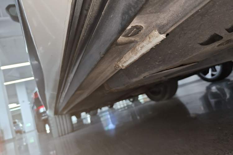 Used Audi Q3 Sportback 2022 40 TFSI Fashion Model Left Side Sill