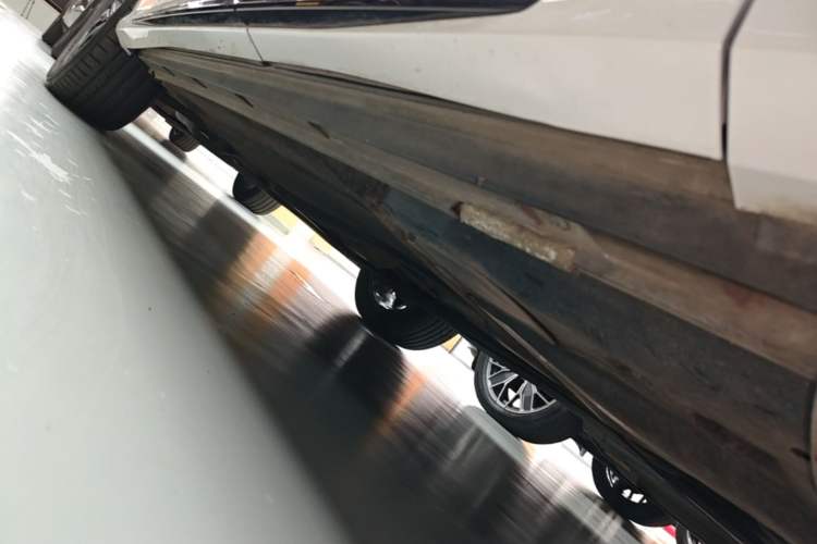 Used Audi Q3 Sportback 2022 40 TFSI Fashion Model Left Side Sill