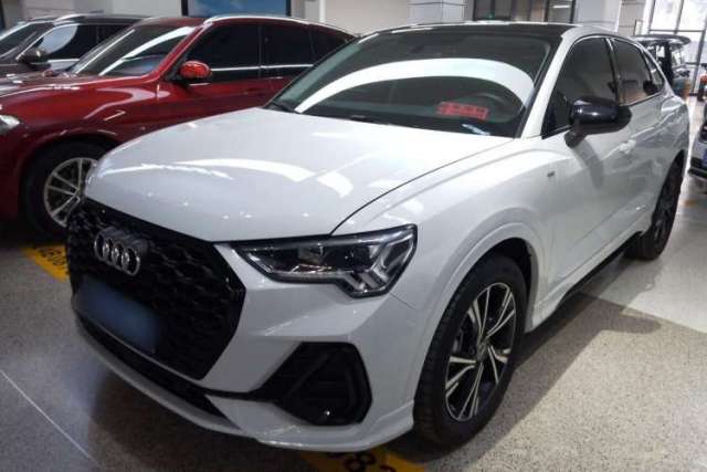 Ojetý Audi Q3 Sportback 2022 40 TFSI Fashion Model