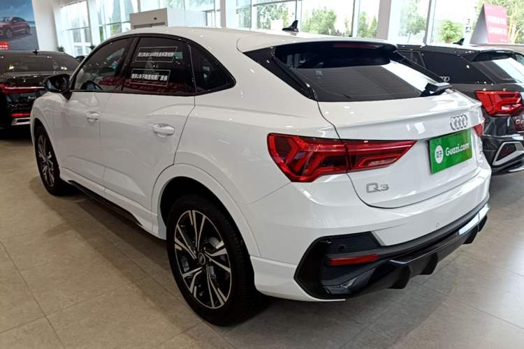 Used Audi Q3 Sportback 2022 40 TFSI Fashion Model Rear Left 45 Deg