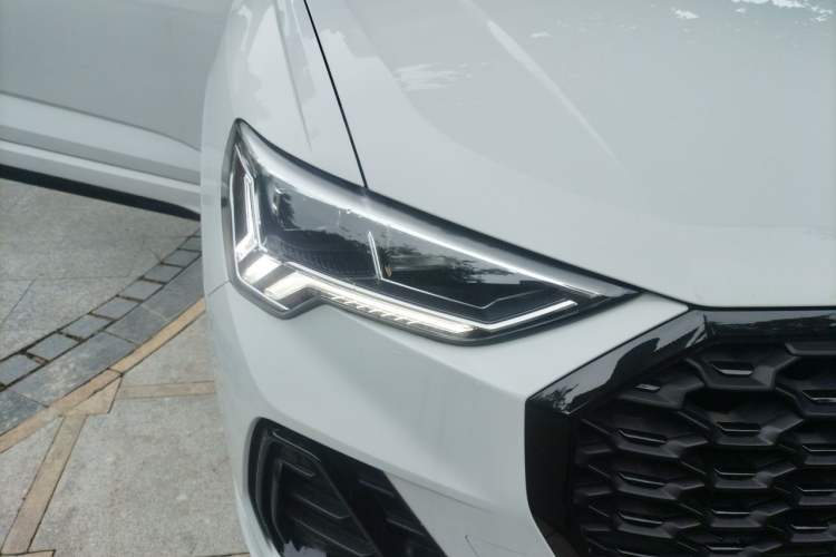Used Audi Q3 Sportback 2022 40 TFSI Fashion Model Right Front Headlight