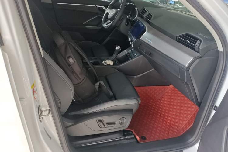 Used Audi Q3 Sportback 2022 40 TFSI Fashion Model Right Front Seat