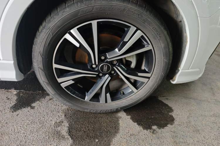 Used Audi Q3 Sportback 2022 40 TFSI Fashion Model Right Front Wheel Hub