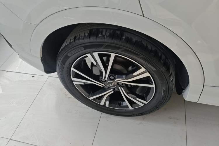 Used Audi Q3 Sportback 2022 40 TFSI Fashion Model Right Rear Wheel Hub