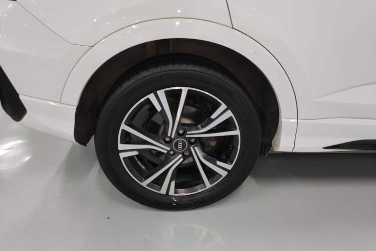 Used Audi Q3 Sportback 2022 40 TFSI Fashion Model Right Rear Wheel Hub