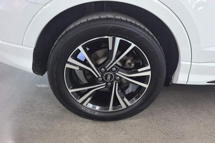 Used Audi Q3 Sportback 2022 40 TFSI Fashion Model Right Rear Wheel Hub