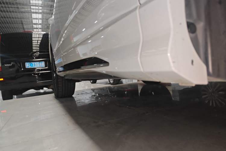 Used Audi Q3 Sportback 2022 40 TFSI Fashion Model Right Side Sill